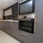 Steine House - Central- By Brighton Holiday Lets