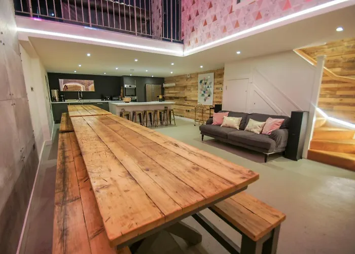 Steine House - Central- By Brighton Holiday Lets